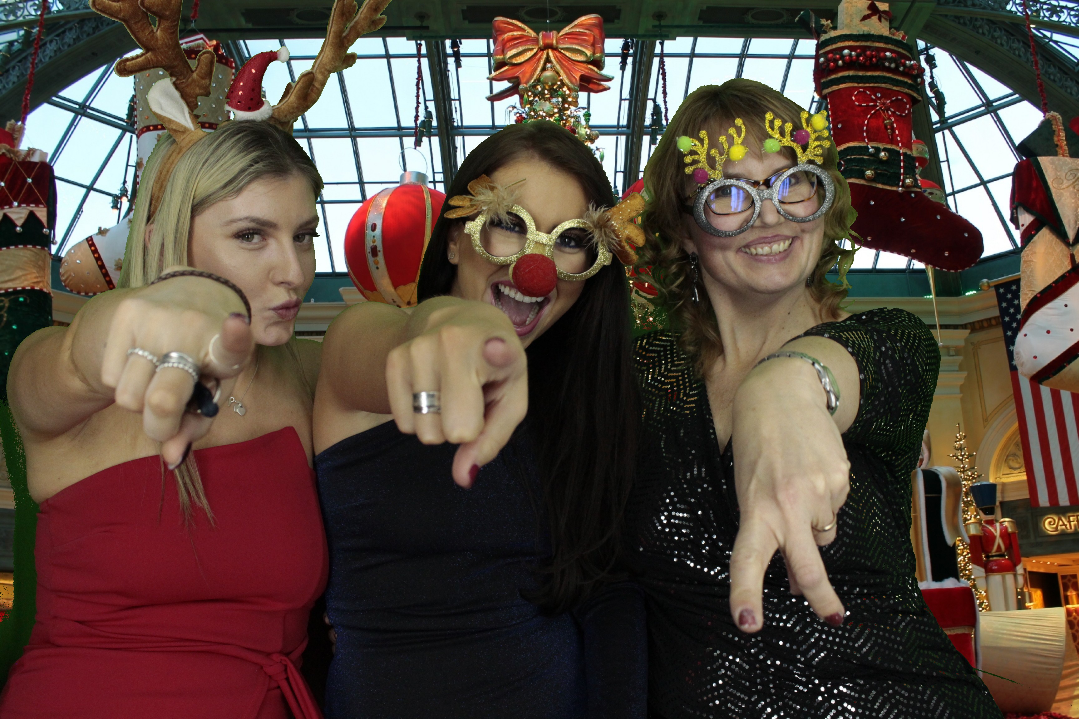 Silvermere Christmas Party | View more photos from the event at gallery.myphotoboothexperience.co.uk/u/MyPhotoBoothExperienceLtd/Silvermere-Christmas-Party-3
